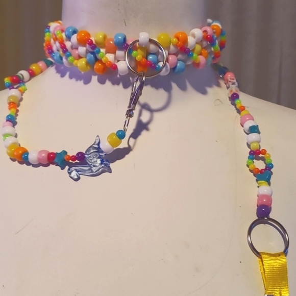 Rainbow collar and leash set - Picture 3 of 6